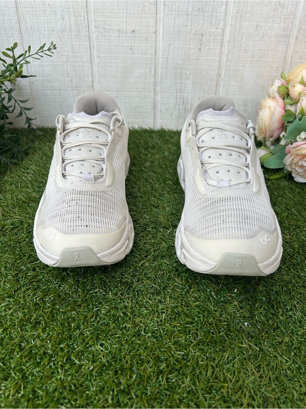 On Running Cloudmonster Void women Sneakers —White | White Sz 6 gently used
$170 - Picture 13 of 16